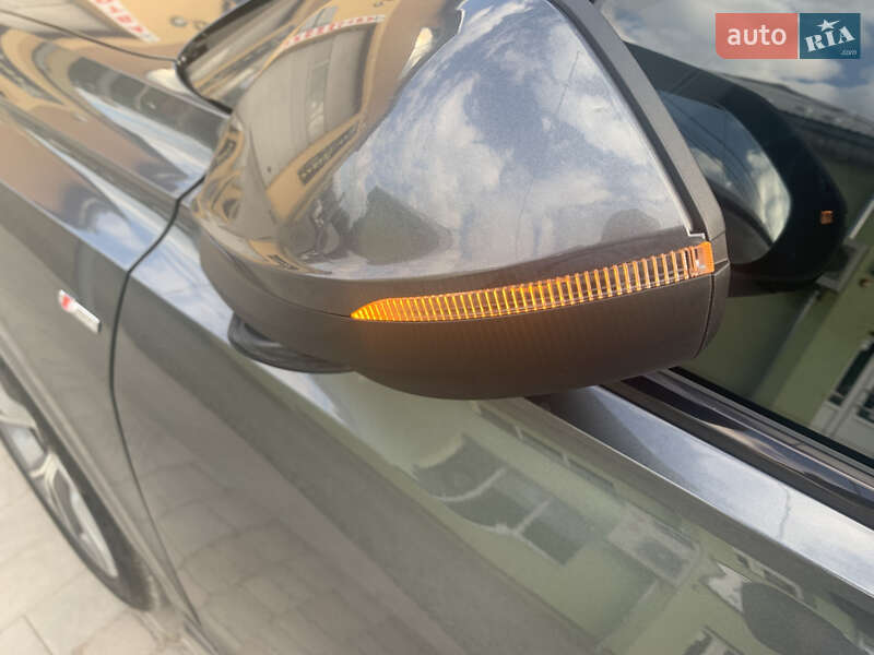 Внедорожник / Кроссовер Audi Q8 2018 в Дрогобыче