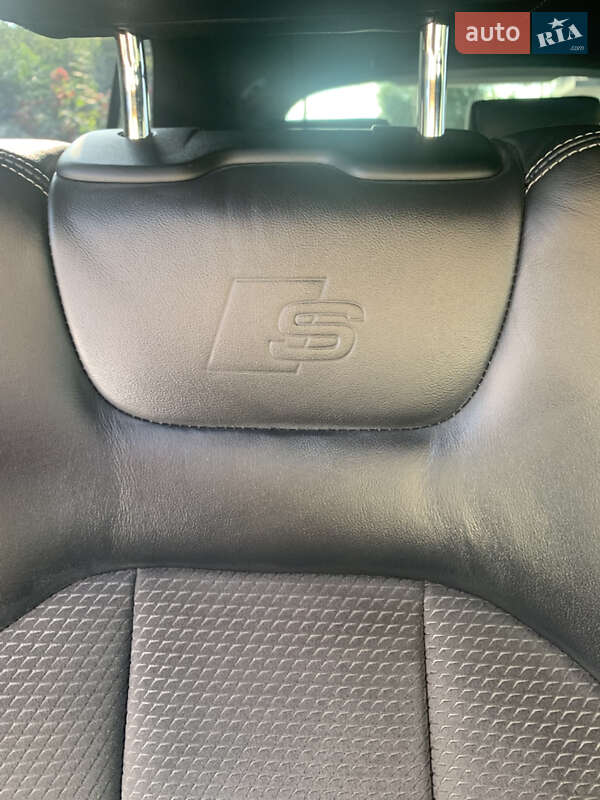 Внедорожник / Кроссовер Audi Q8 2018 в Дрогобыче