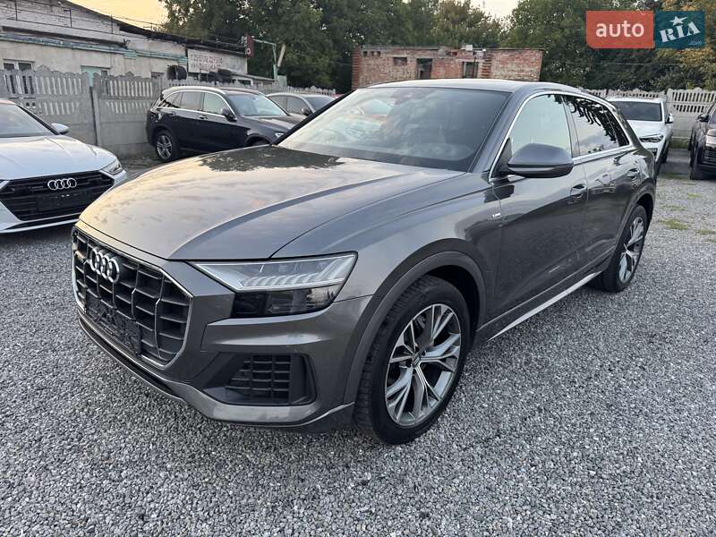 Внедорожник / Кроссовер Audi Q8 2019 в Тернополе