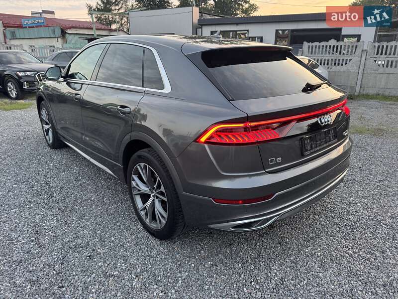 Внедорожник / Кроссовер Audi Q8 2019 в Тернополе