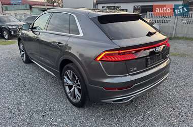Внедорожник / Кроссовер Audi Q8 2019 в 