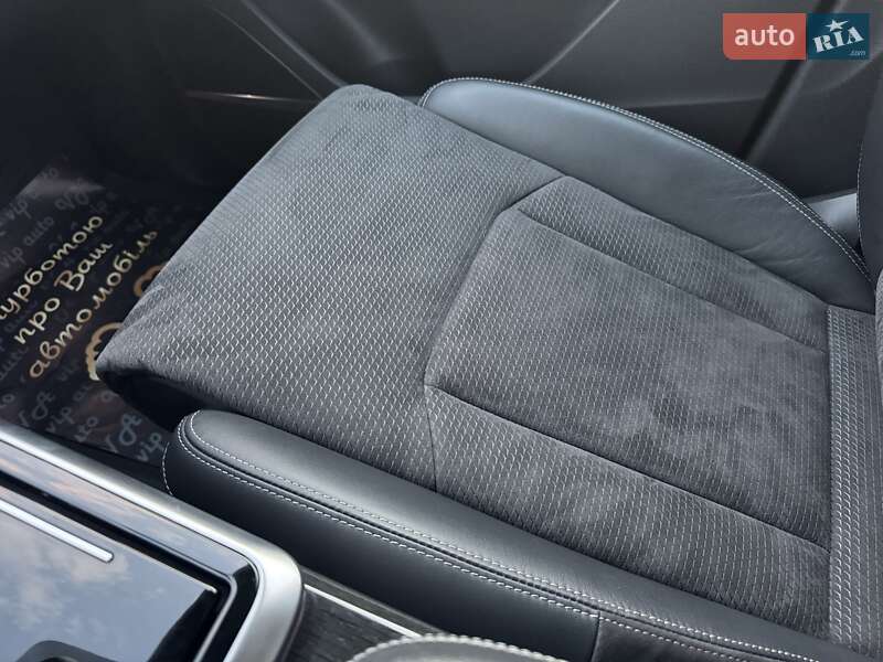 Внедорожник / Кроссовер Audi Q8 2019 в Тернополе