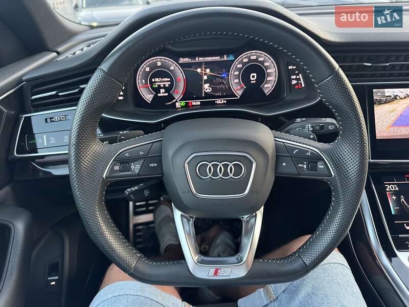 Внедорожник / Кроссовер Audi Q8 2019 в Тернополе