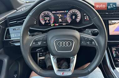 Внедорожник / Кроссовер Audi Q8 2019 в 
