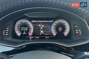 Внедорожник / Кроссовер Audi Q8 2019 в 
