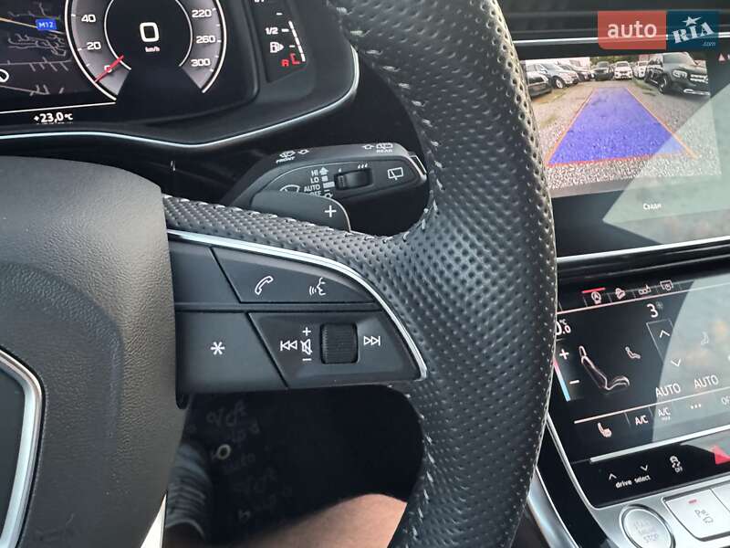 Внедорожник / Кроссовер Audi Q8 2019 в Тернополе