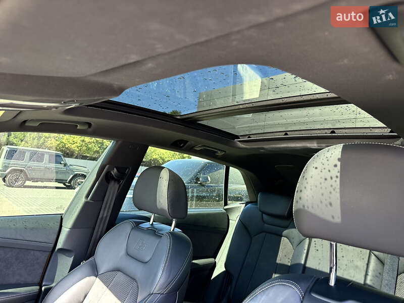 Внедорожник / Кроссовер Audi Q8 2019 в Одессе