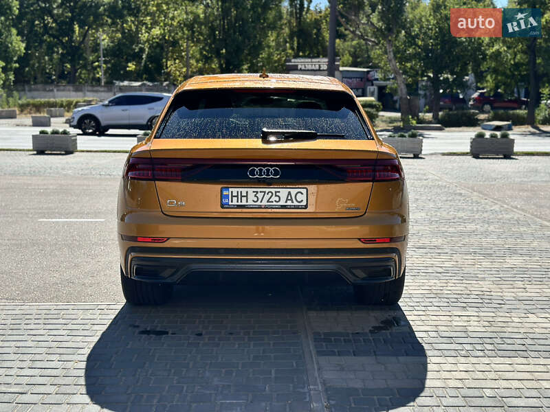Внедорожник / Кроссовер Audi Q8 2019 в Одессе