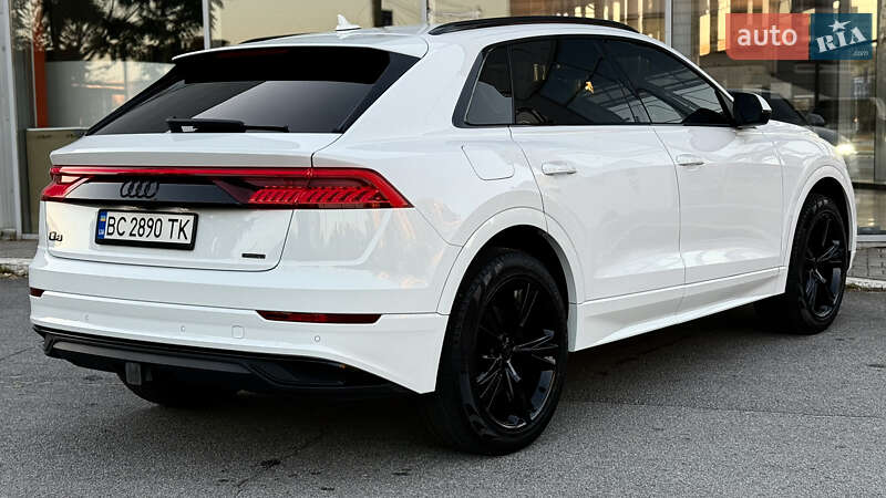 Внедорожник / Кроссовер Audi Q8 2019 в Запорожье