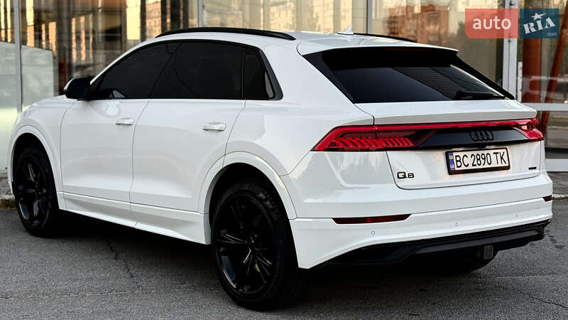 Внедорожник / Кроссовер Audi Q8 2019 в Запорожье