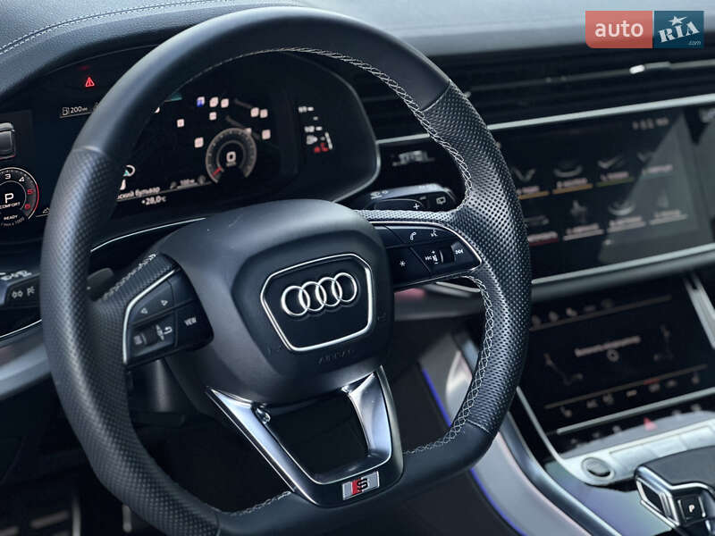 Позашляховик / Кросовер Audi Q8 2023 в Одесі