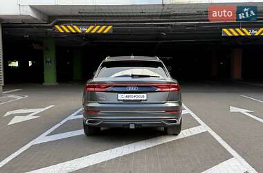 Внедорожник / Кроссовер Audi Q8 2019 в 