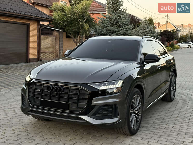 Позашляховик / Кросовер Audi Q8 2019 в Києві