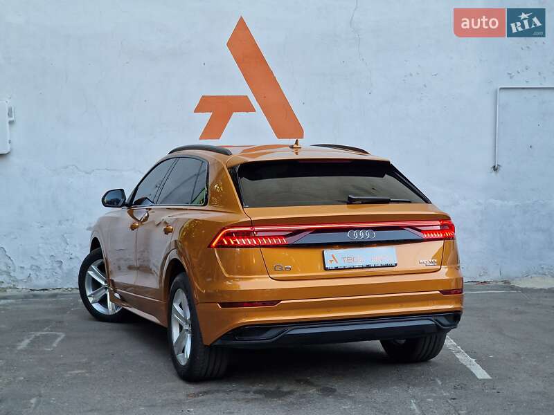 Внедорожник / Кроссовер Audi Q8 2019 в Одессе