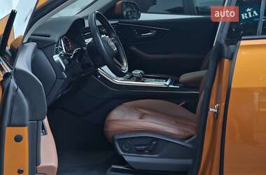 Внедорожник / Кроссовер Audi Q8 2019 в 