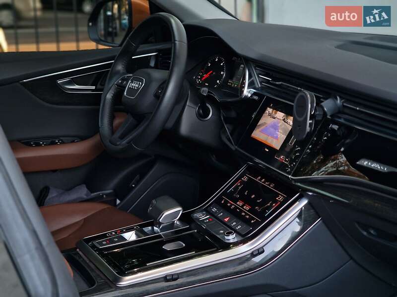 Внедорожник / Кроссовер Audi Q8 2019 в Одессе