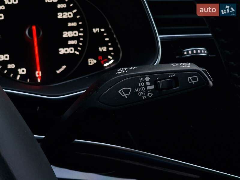 Внедорожник / Кроссовер Audi Q8 2019 в Одессе