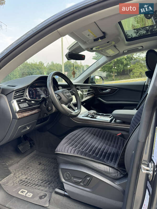Внедорожник / Кроссовер Audi Q8 2020 в Львове