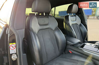 Внедорожник / Кроссовер Audi Q8 2020 в 