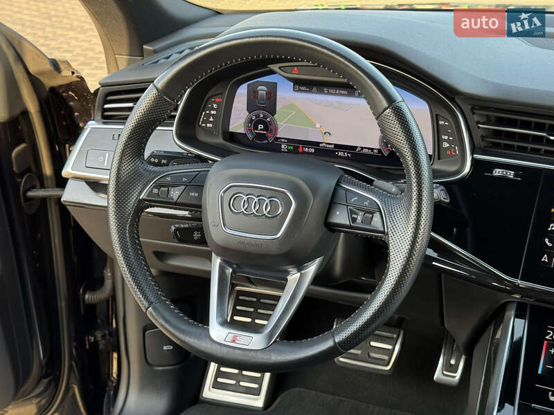 Внедорожник / Кроссовер Audi Q8 2020 в Киеве