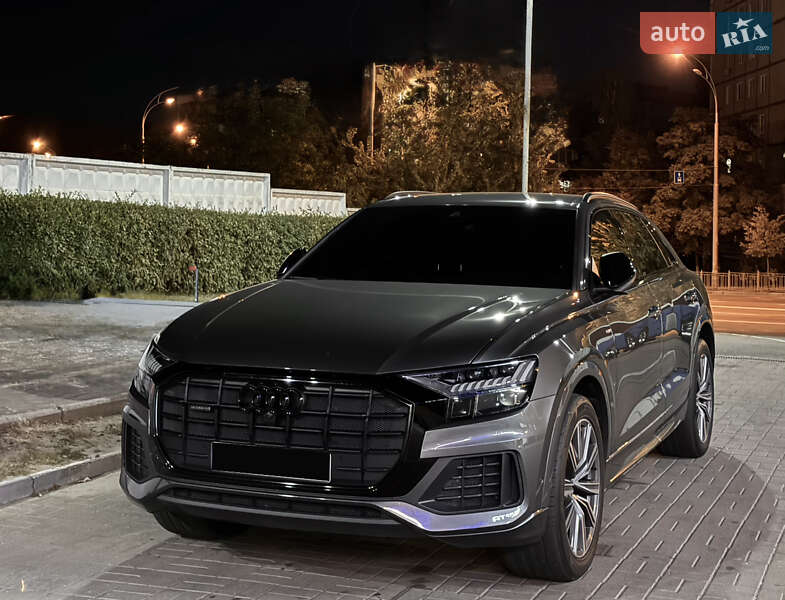 Позашляховик / Кросовер Audi Q8 2019 в Києві