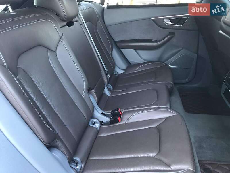 Внедорожник / Кроссовер Audi Q8 2019 в Львове фото 11 Внедорожник / Кроссовер Audi Q8 2019 в Львове