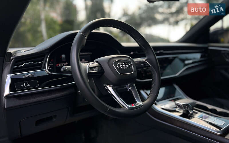 Внедорожник / Кроссовер Audi Q8 2020 в Львове