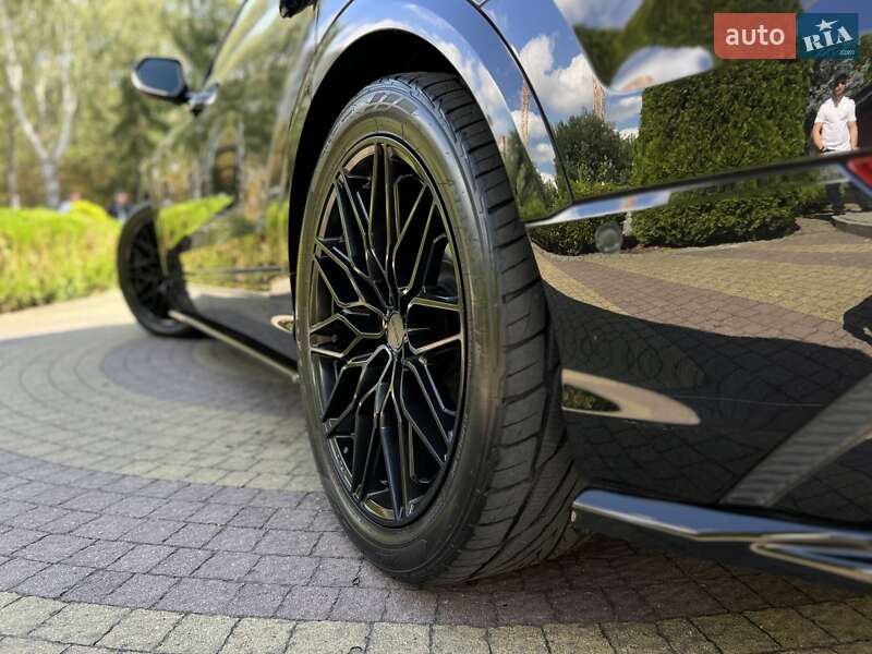 Внедорожник / Кроссовер Audi Q8 2020 в Львове