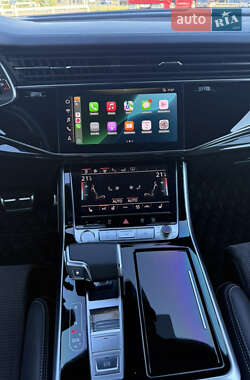 Внедорожник / Кроссовер Audi Q8 2019 в 