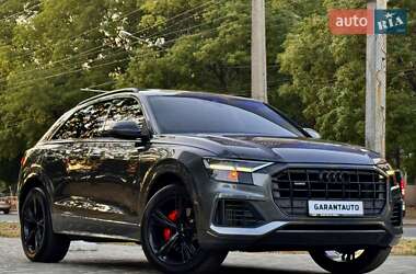 Внедорожник / Кроссовер Audi Q8 2019 в 