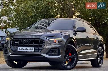 Внедорожник / Кроссовер Audi Q8 2019 в 