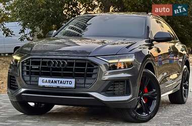Внедорожник / Кроссовер Audi Q8 2019 в 