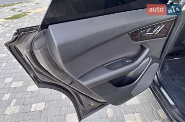 Внедорожник / Кроссовер Audi Q8 2019 в 