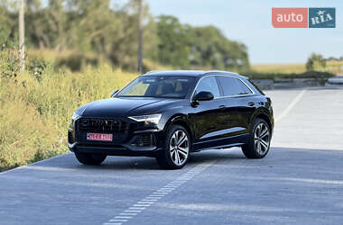 Внедорожник / Кроссовер Audi Q8 2019 в 