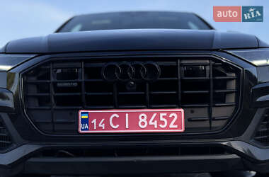 Внедорожник / Кроссовер Audi Q8 2019 в 