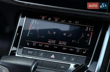 Внедорожник / Кроссовер Audi Q8 2019 в 
