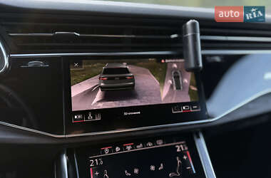 Внедорожник / Кроссовер Audi Q8 2019 в 