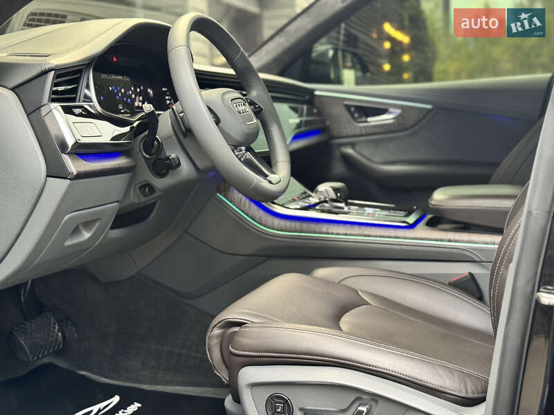 Внедорожник / Кроссовер Audi Q8 2018 в Киеве фото 41 Внедорожник / Кроссовер Audi Q8 2018 в Киеве