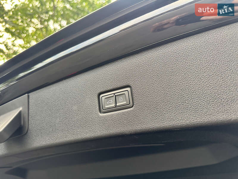 Внедорожник / Кроссовер Audi Q8 2018 в Киеве фото 47 Внедорожник / Кроссовер Audi Q8 2018 в Киеве