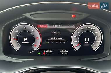 Внедорожник / Кроссовер Audi Q8 2023 в 