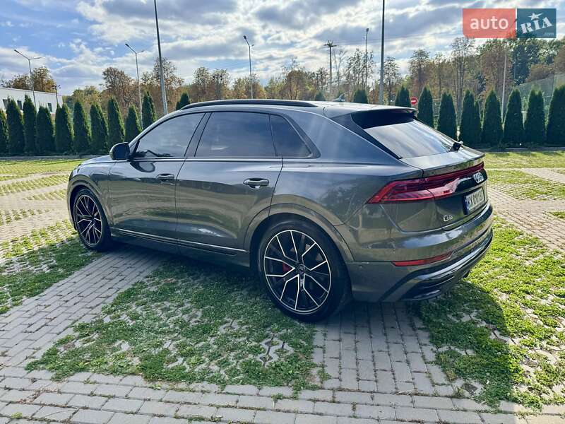 Внедорожник / Кроссовер Audi Q8 2019 в Харькове