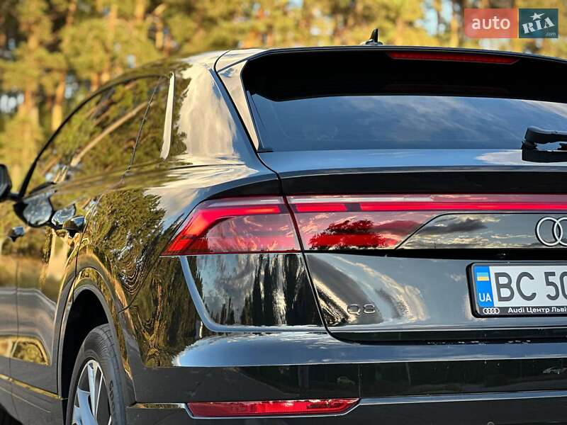 Внедорожник / Кроссовер Audi Q8 2023 в Киеве