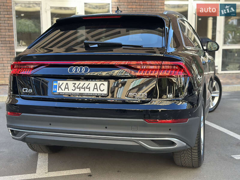 Внедорожник / Кроссовер Audi Q8 2019 в Киеве