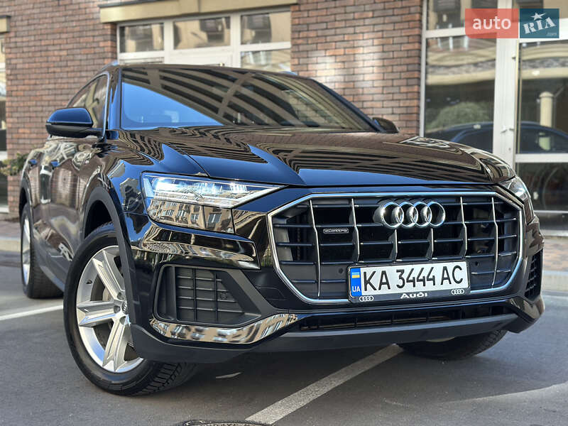 Внедорожник / Кроссовер Audi Q8 2019 в Киеве