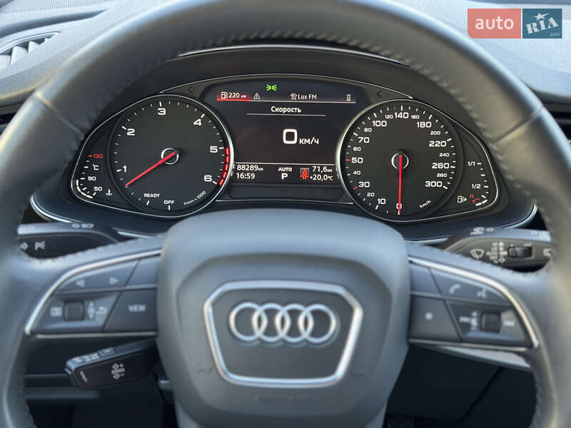 Внедорожник / Кроссовер Audi Q8 2019 в Киеве