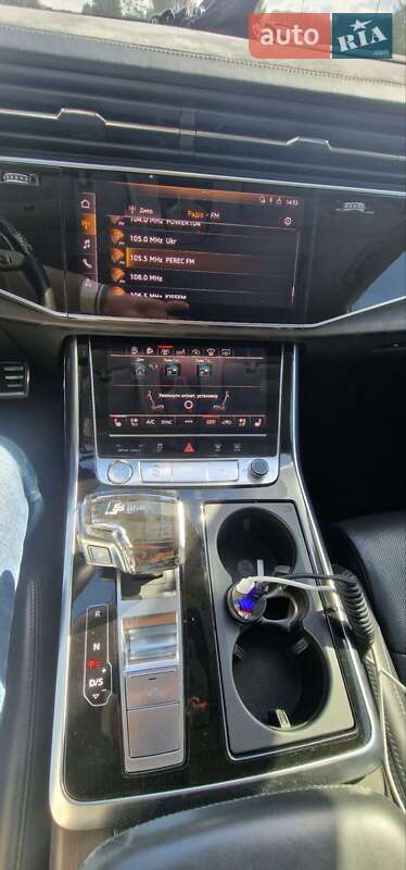 Внедорожник / Кроссовер Audi Q8 2019 в Киеве