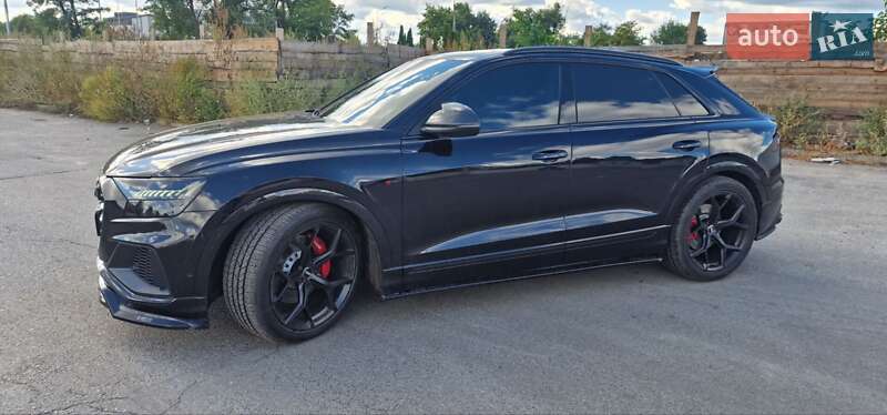 Внедорожник / Кроссовер Audi Q8 2019 в Киеве