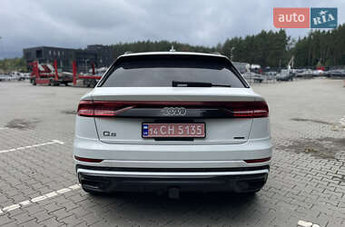 Позашляховик / Кросовер Audi Q8 2019 в 