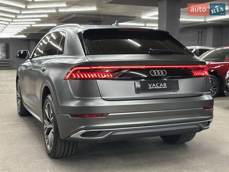 Внедорожник / Кроссовер Audi Q8 2020 в Харькове