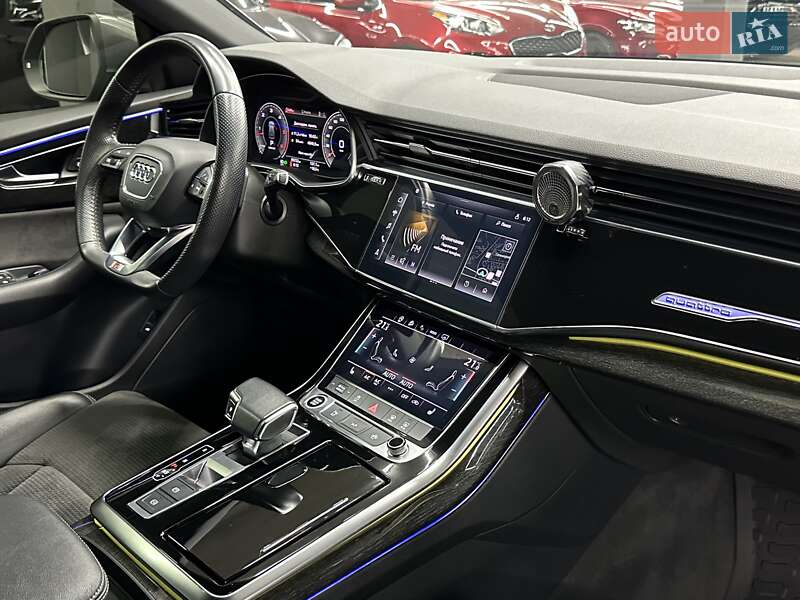 Внедорожник / Кроссовер Audi Q8 2020 в Харькове